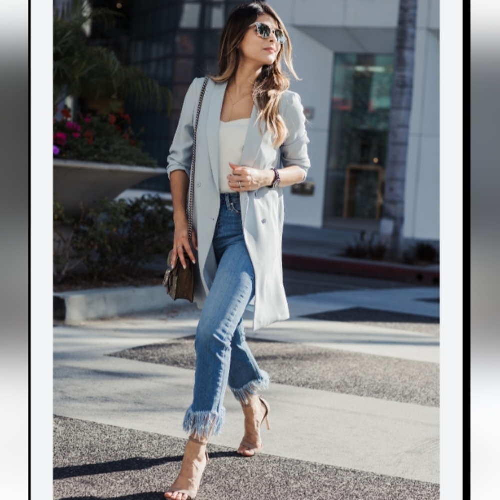 💰3/$30Express Fringe jeans